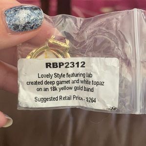 Ring Bomb Party Garnet and yellow 18k gold duo band set. 💗